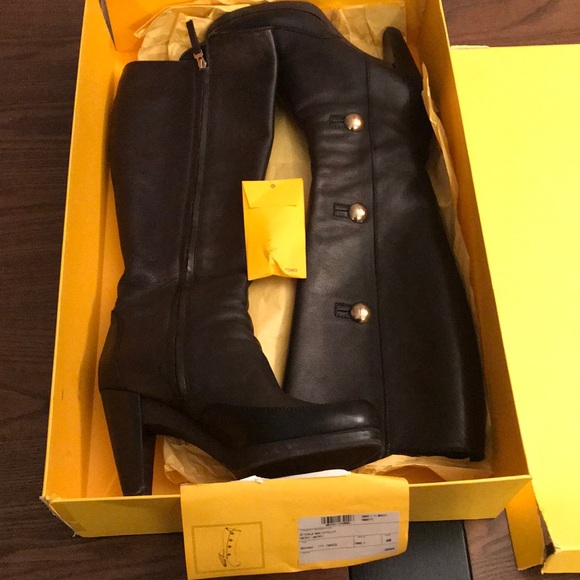 Fendi Shoes - Gently worn Fendi Boots